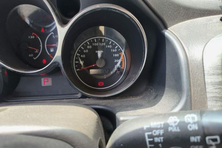 Used Haima Puxima 2013 1.8L Automatic 7-Seater Deluxe Edition Odometer Close Up
