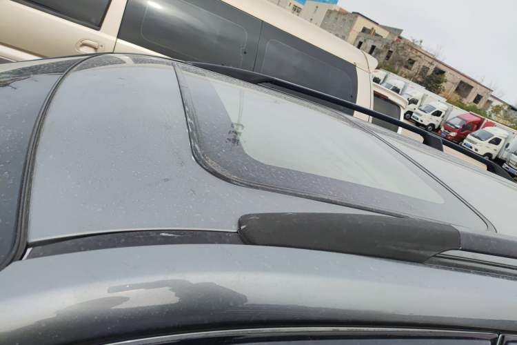 Used Haima Puxima 2013 1.8L Automatic 7-Seater Deluxe Edition Roof