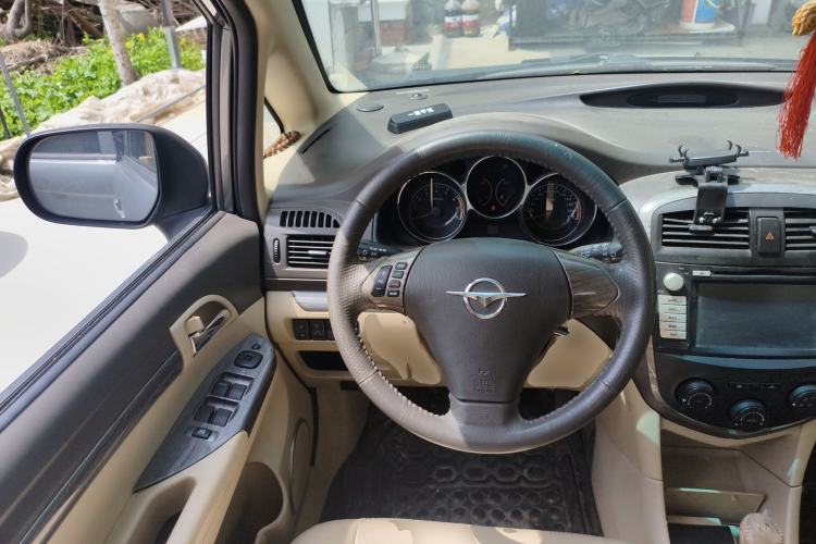 Used Haima Puxima 2013 1.8L Automatic 7-Seater Deluxe Edition Steering Wheel