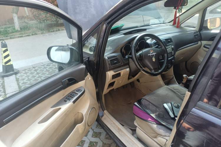 Used Haima Puxima 2013 1.6L Manual 7-Seater Creative Edition Driver Seat