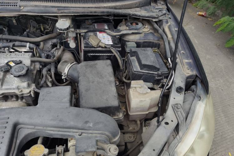 Used Haima Puxima 2013 1.6L Manual 7-Seater Creative Edition Engine Bay Left