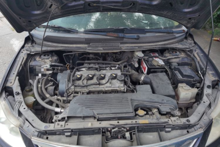 Used Haima Puxima 2013 1.6L Manual 7-Seater Creative Edition Engine Bay