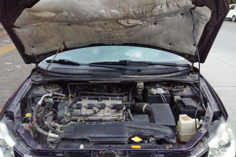 Used Haima Puxima 2013 1.6L Automatic 7-Seater Enjoyment Edition Engine Bay