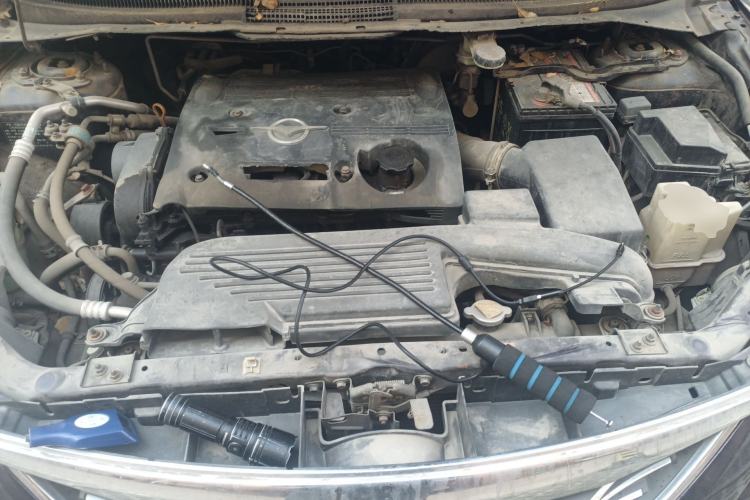 Used Haima Puxima 2013 1.6L Manual 7-Seater Creative Edition Engine Bay