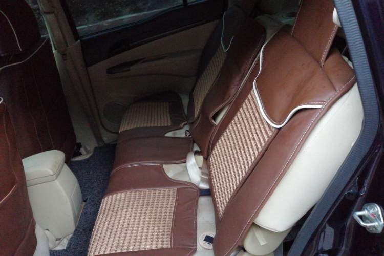 Used Haima Puxima 2013 1.6L Automatic 7-Seater Enjoyment Edition Left Rear Seat