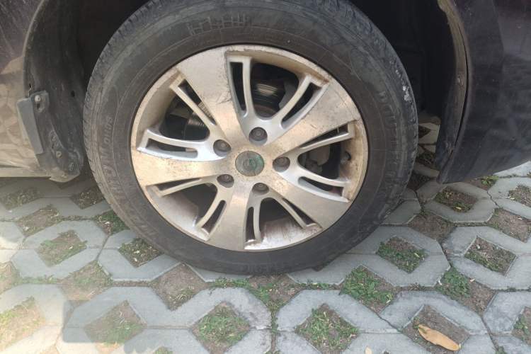 Used Haima Puxima 2013 1.6L Manual 7-Seater Creative Edition Right Front Wheel Hub