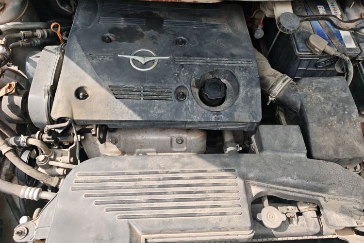 Used Haima Puxima 2013 1.6L Manual 7-Seater Adventure Edition Engine Bay