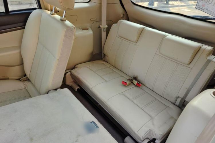 Used Haima Puxima 2013 1.8L Automatic 7-Seater Deluxe Edition Interior 5