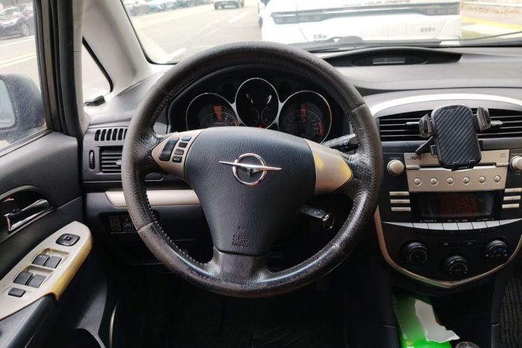 Used Haima Puxima 2014 1.8L Automatic 7-Seater Deluxe Edition Steering Wheel