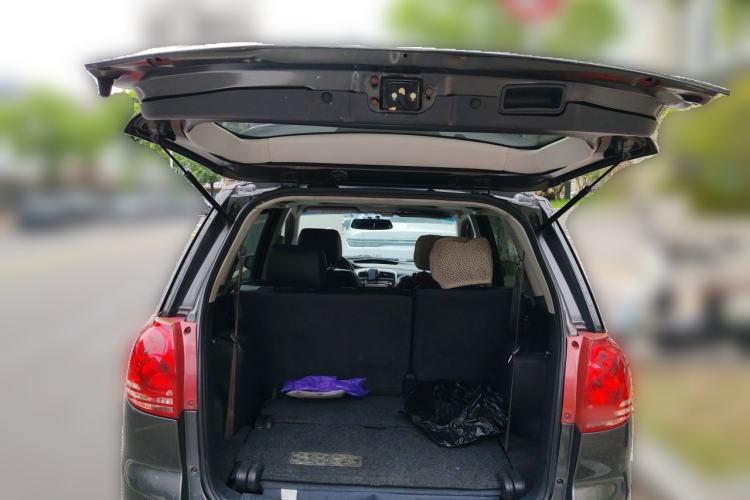 Used Haima Puxima 2014 1.8L Automatic 7-Seater Deluxe Edition Trunk