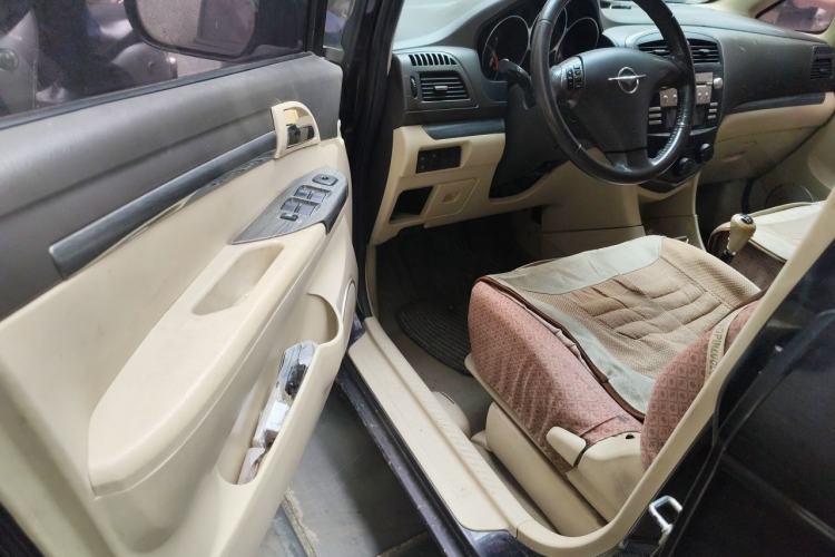 Used Haima Puxima 2014 1.6L Manual 7-Seater Creative Edition Driver Seat