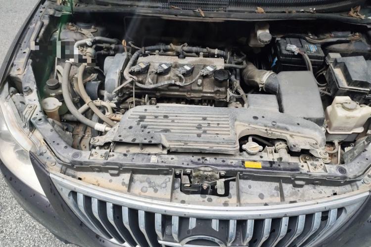 Used Haima Puxima 2014 1.6L Manual 7-Seater Creative Edition Engine Bay