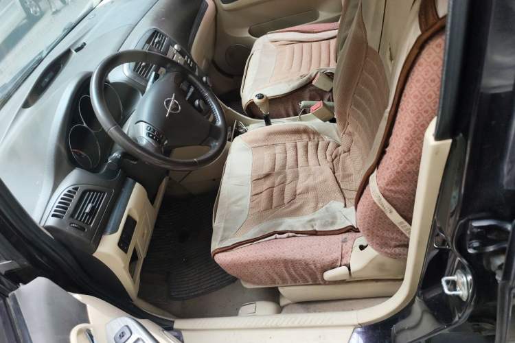 Used Haima Puxima 2014 1.6L Manual 7-Seater Creative Edition Left Front Seat