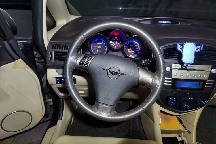 Used Haima Puxima 2014 1.6L Manual 7-Seater Creative Edition Steering Wheel