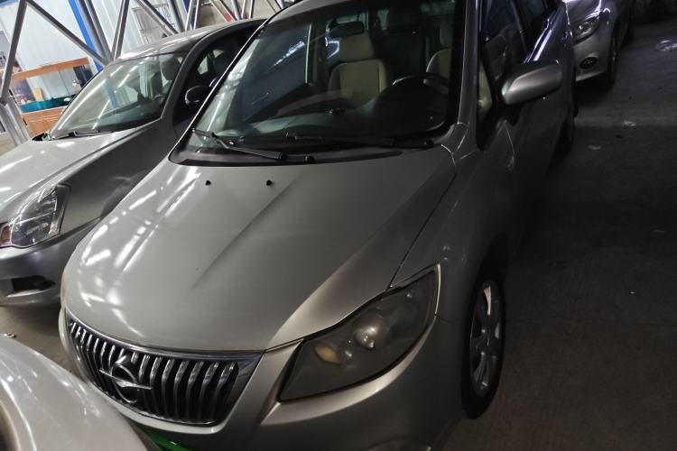 Used Haima Puxima 2014 1.6L Manual 7-Seater Creative Edition Front