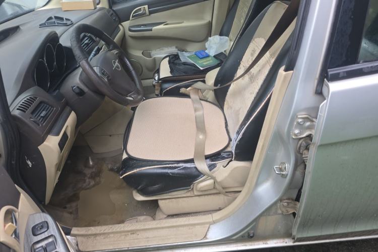 Used Haima Puxima 2014 1.6L Manual 7-Seater Creative Edition Left Front Seat