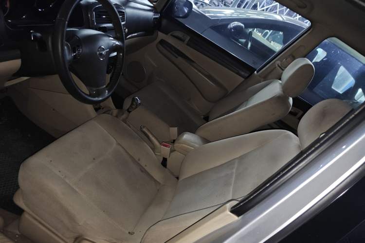 Used Haima Puxima 2014 1.6L Manual 7-Seater Creative Edition Left Front Seat