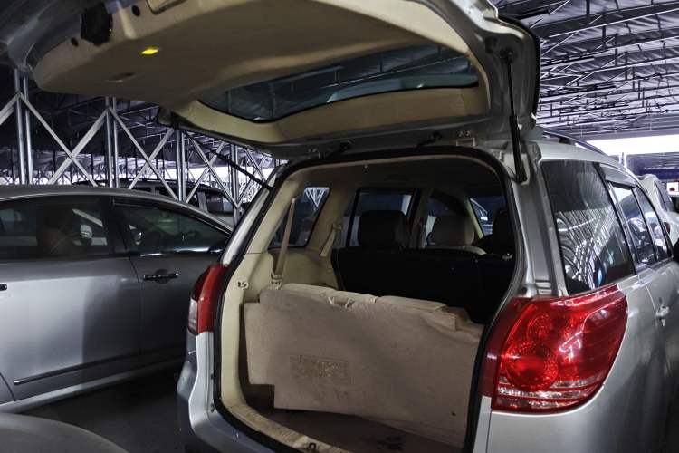 Used Haima Puxima 2014 1.6L Manual 7-Seater Creative Edition Trunk