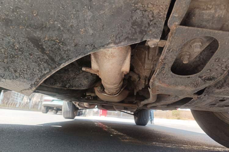 Used Haima Qishi 2010 2.0L Urban Elite Edition Chassis Front