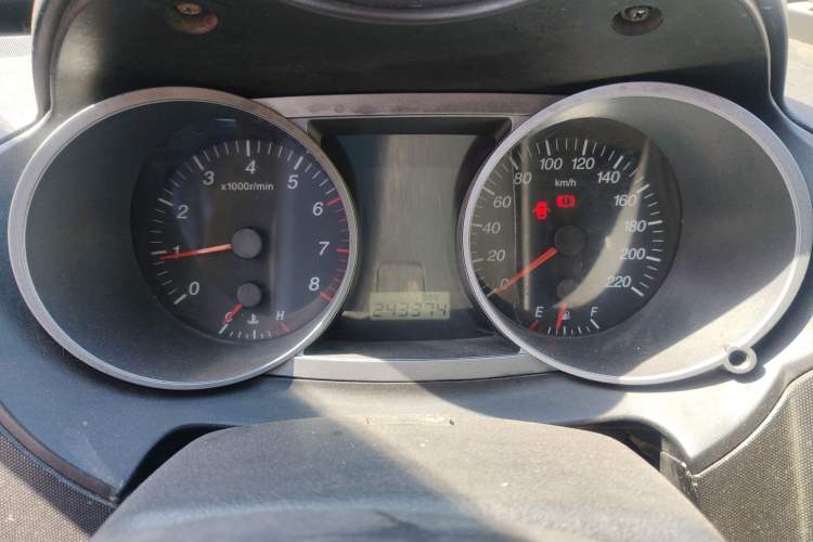 Used Haima Qishi 2010 2.0L Urban Elite Edition Instrument Cluster