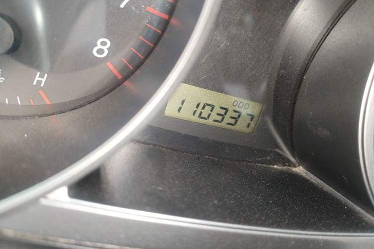 Used Haima Qishi 2010 2.0L Urban Elite Edition Odometer Close Up