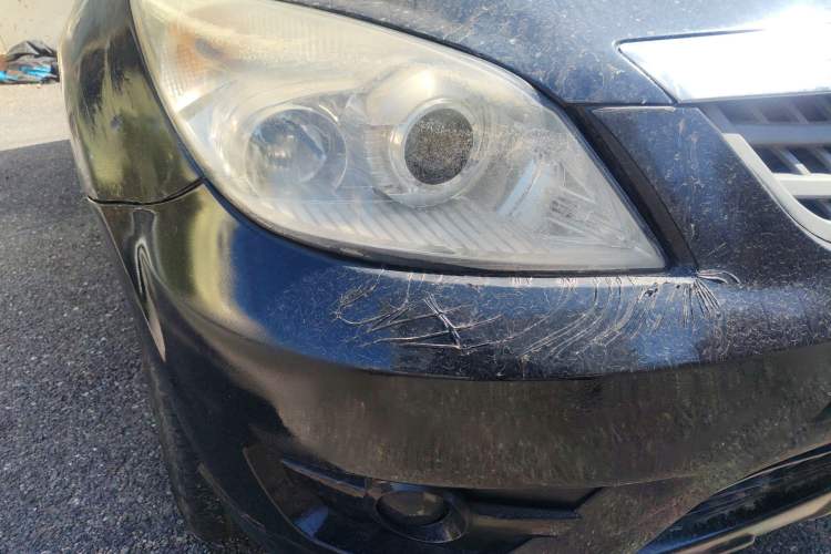 Used Haima Qishi 2010 2.0L Urban Elite Edition Right Front Headlight