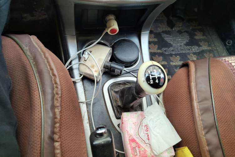 Used Haima Qishi 2010 2.0L Urban Elite Edition Gear Lever