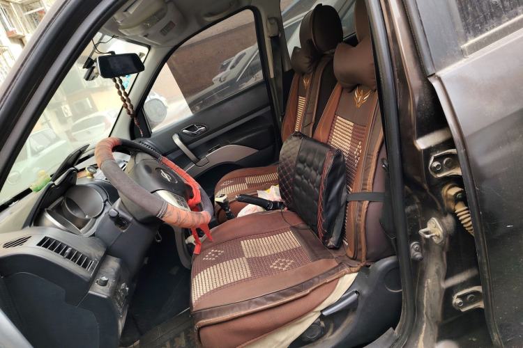 Used Haima Qishi 2010 2.0L Urban Elite Edition Left Front Seat