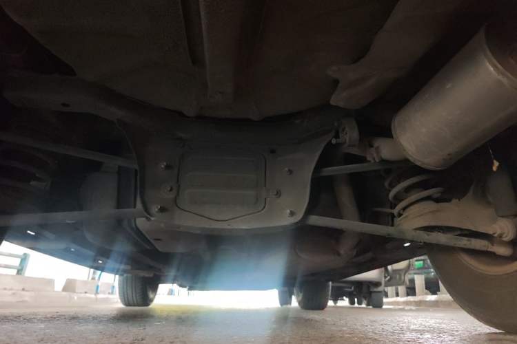Used Haima Qishi 2010 2.0L Smart Navigation Version Chassis Rear