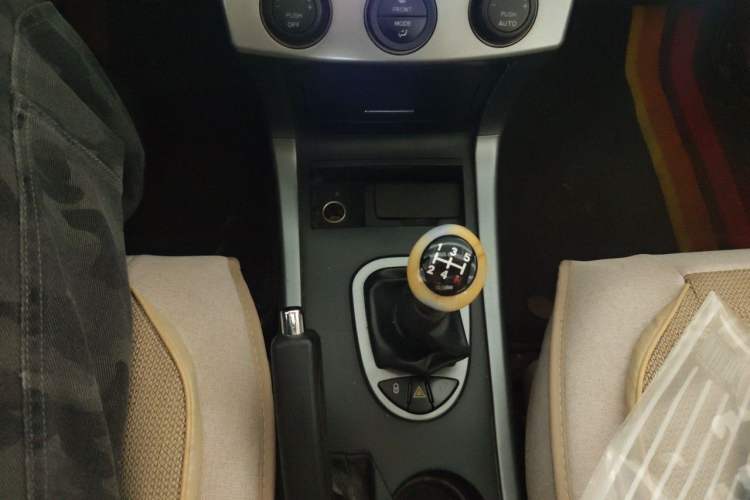 Used Haima Qishi 2010 2.0L Smart Navigation Version Gear Lever