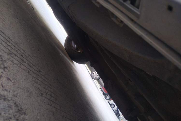 Used Haima Qishi 2010 2.0L Urban Elite Edition Chassis Front Left