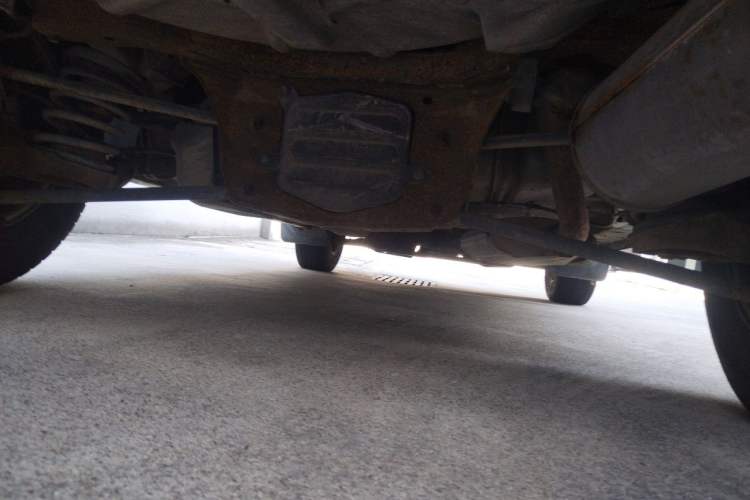 Used Haima Qishi 2010 2.0L Urban Elite Edition Chassis Rear