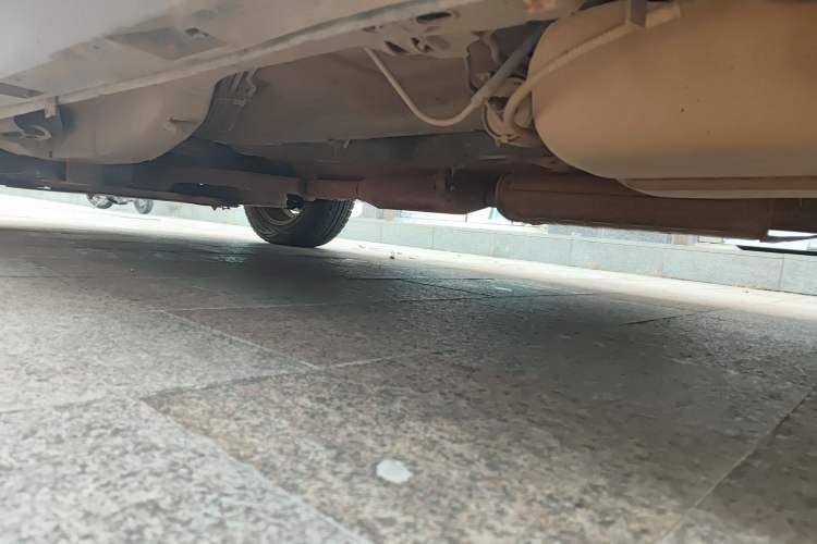 Used Haima Qishi 2011 2.0L Silk Road Limited Edition Chassis Rear Left