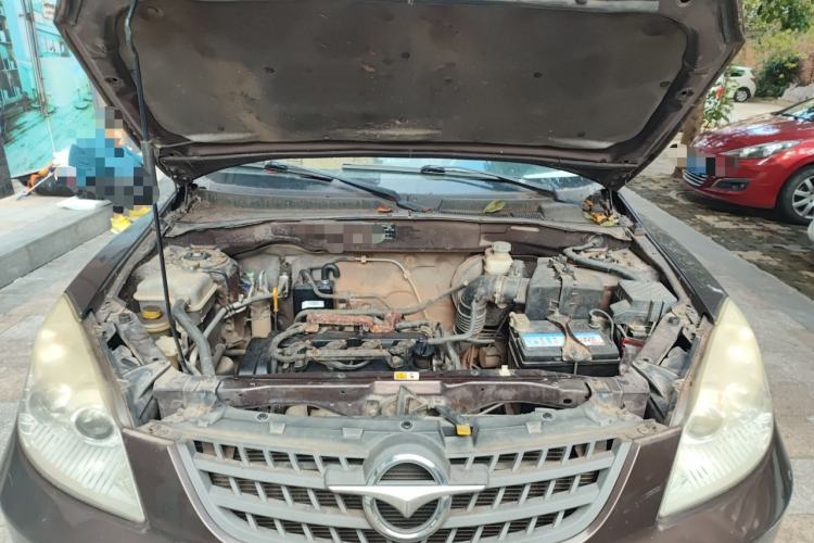 Used Haima Qishi 2011 2.0L Silk Road Limited Edition Engine Bay