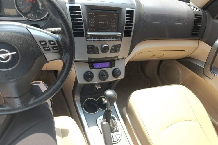 Used Haima Qishi 2012 2.0L Automatic Intelligent Navigation Version Audio And AC Panel