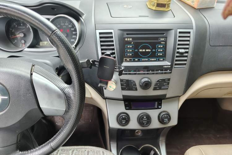 Used Haima Qishi 2012 2.0L Manual Smart Navigation Version Audio And AC Panel