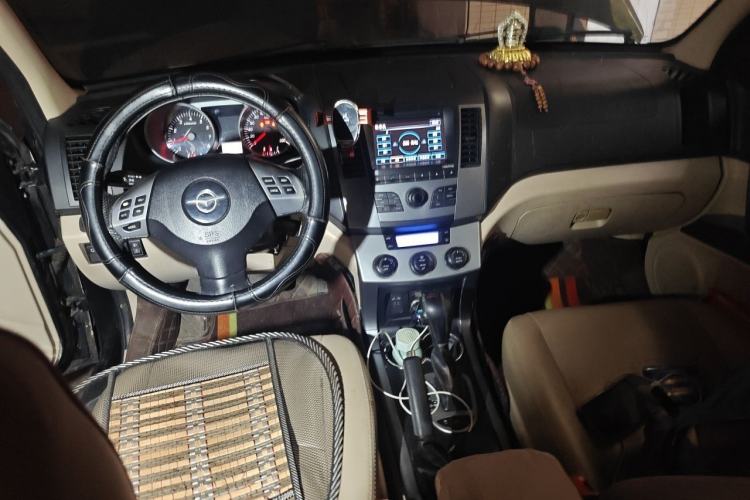 Used Haima Qishi 2012 2.0L Automatic Intelligent Navigation Version Center Console
