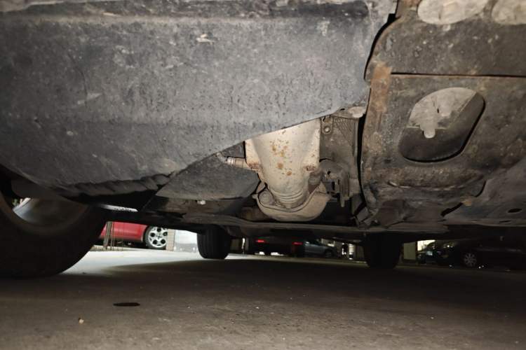 Used Haima Qishi 2012 2.0L Automatic Intelligent Navigation Version Chassis Front