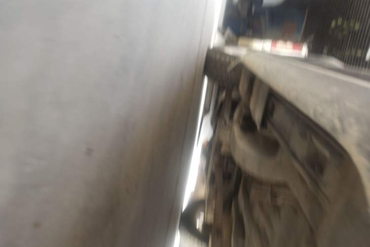 Used Haima Qishi 2012 2.0L Automatic Intelligent Navigation Version Chassis Rear Left