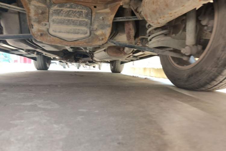 Used Haima Qishi 2012 2.0L Automatic Intelligent Navigation Version Chassis Rear