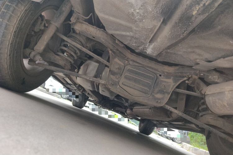 Used Haima Qishi 2012 2.0L Manual Smart Navigation Version Chassis Rear