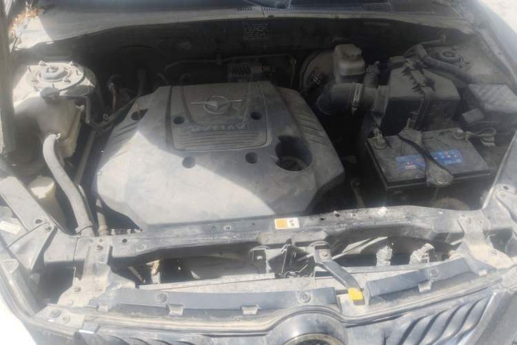Used Haima Qishi 2012 2.0L Automatic Intelligent Navigation Version Engine Bay
