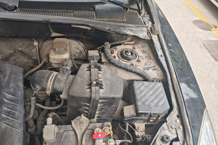 Used Haima Qishi 2012 2.0L Manual Urban Elite Edition Engine Bay Left