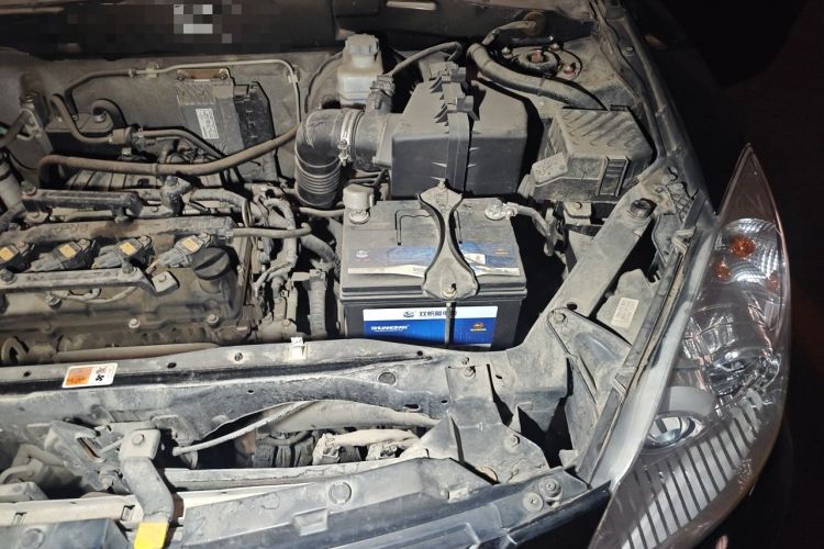 Used Haima Qishi 2012 2.0L Automatic Intelligent Navigation Version Engine Bay Left