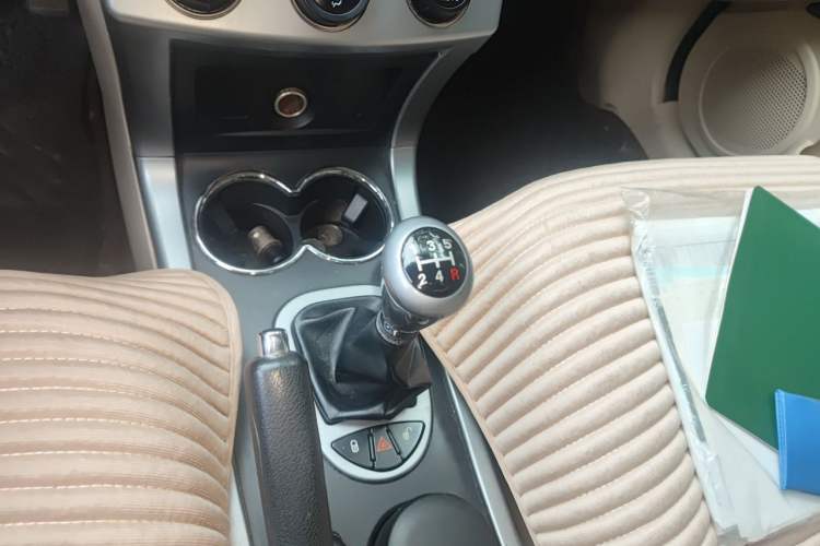 Used Haima Qishi 2012 2.0L Manual Elegant Style Gear Lever