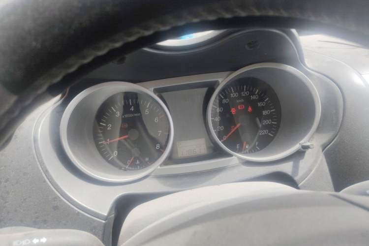 Used Haima Qishi 2012 2.0L Automatic Intelligent Navigation Version Instrument Cluster