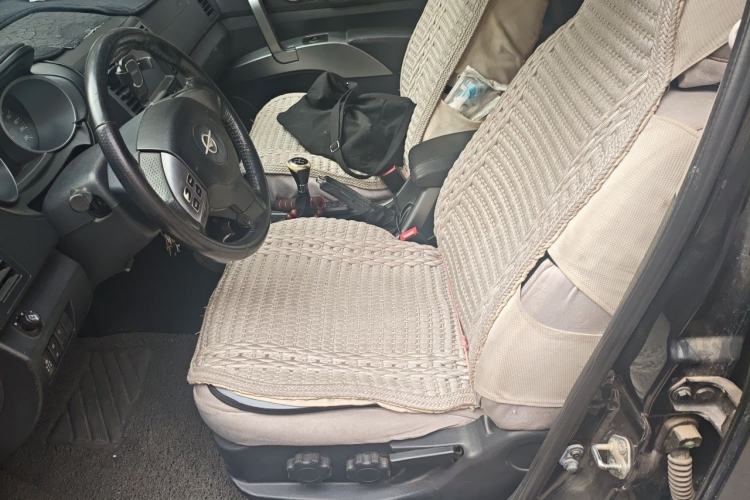 Used Haima Qishi 2012 2.0L Manual Urban Elite Edition Left Front Seat