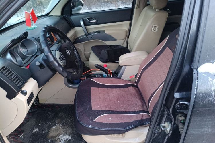 Used Haima Qishi 2012 2.0L Automatic Elegant Style Left Front Seat