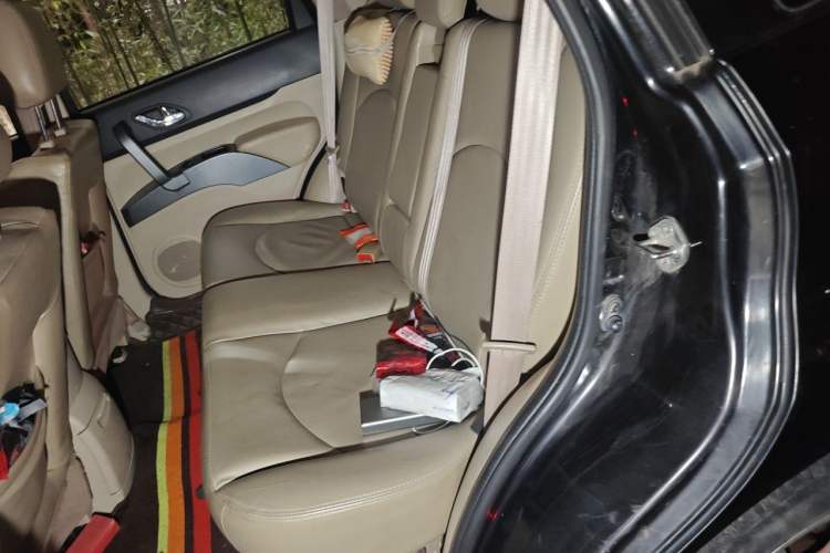 Used Haima Qishi 2012 2.0L Automatic Intelligent Navigation Version Left Rear Seat