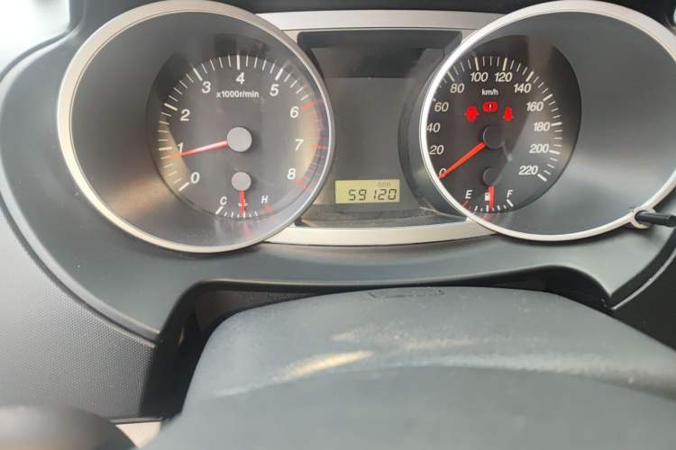 Used Haima Qishi 2012 2.0L Manual Elegant Style Odometer Close Up